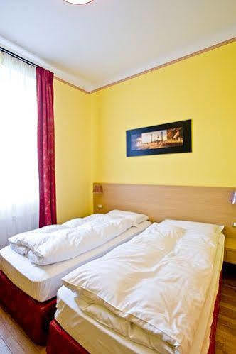 Italian Hotel Praga